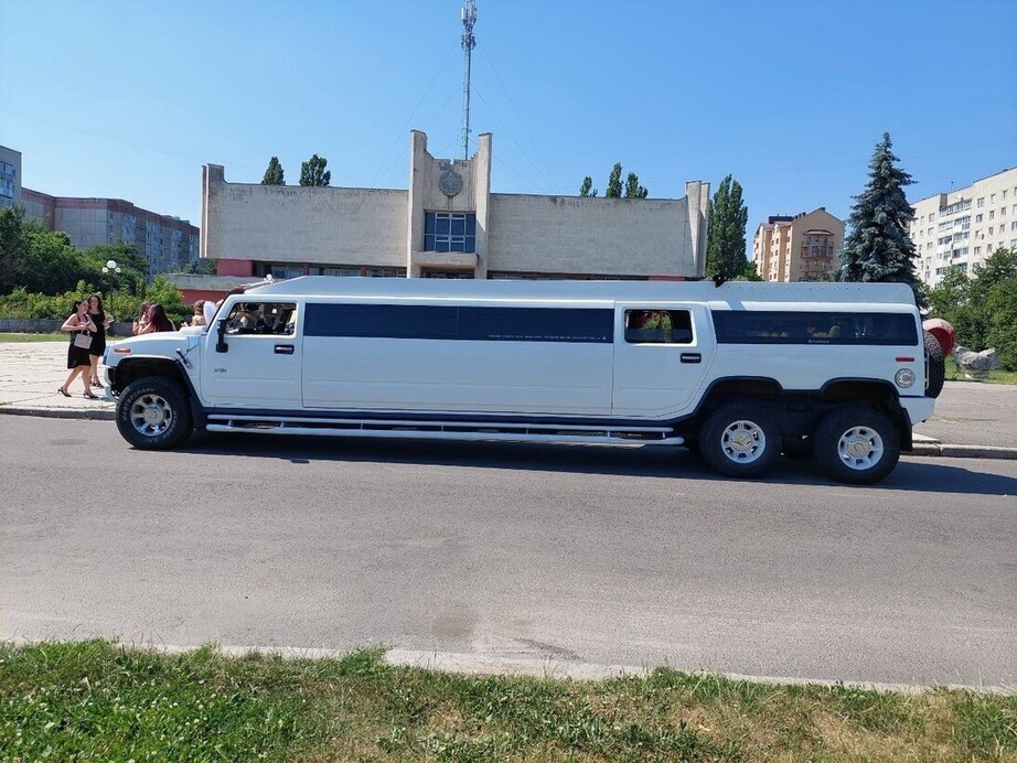  Лімузин Hummer H2 2015 3 вісі 