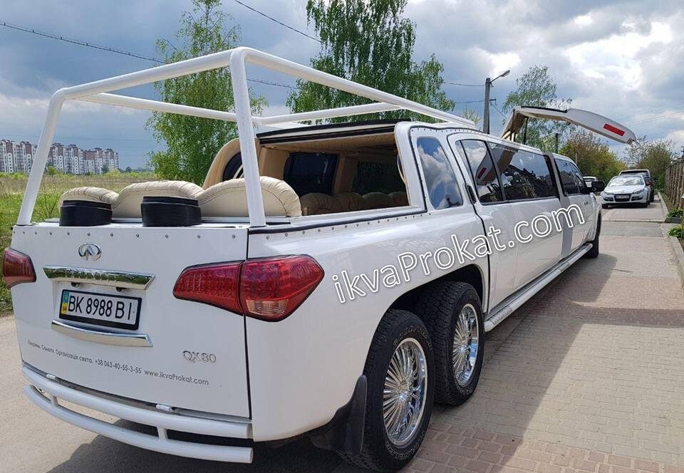Лімузин INFINITI QX80 