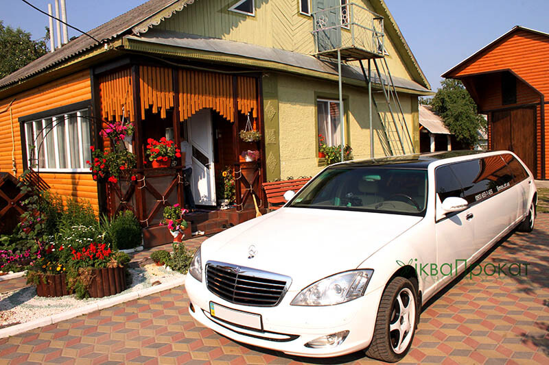 Лімузин Mercedes S-klass W221 