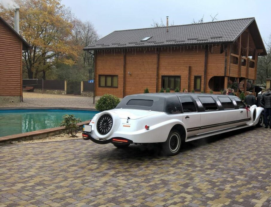 Лімузин Lincoln Excalibur 