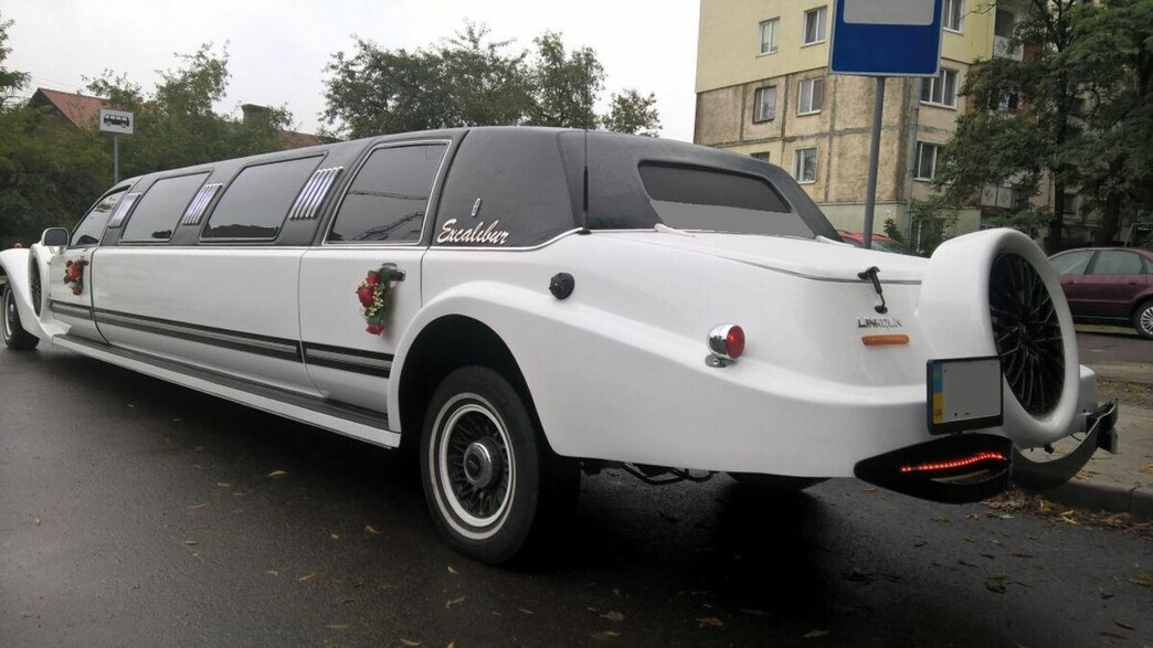 Лімузин Lincoln Excalibur 