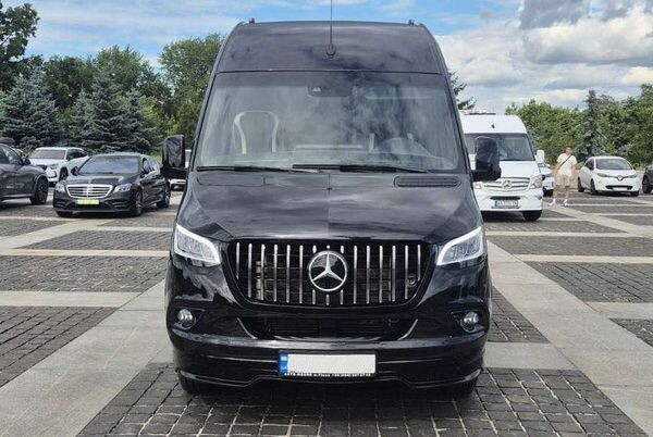 022 Оренда мікроавтобуса Mercedes-Benz Sprinter 