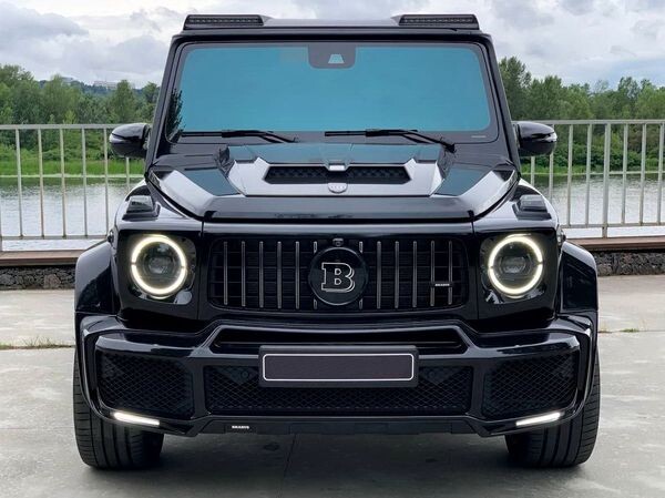 116 Оренда Mercedes-Benz G63 Brabus з водієм 