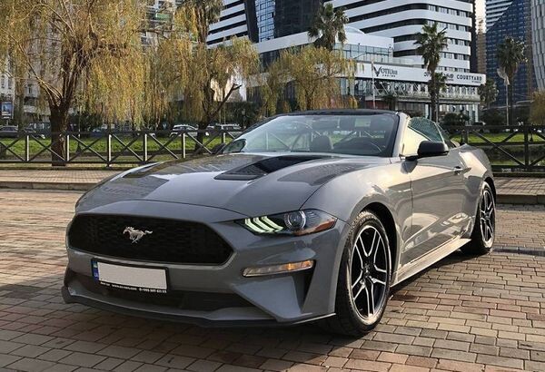 027 Прокат кабріолет Ford Mustang GT сірий 