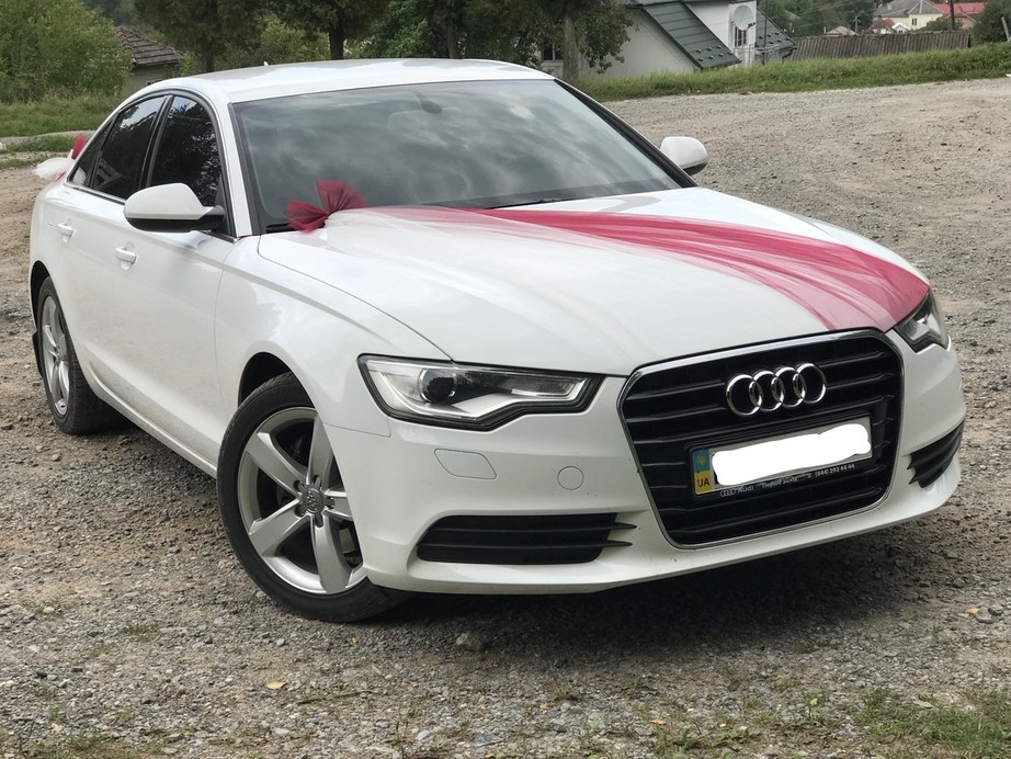 Audi a6 2015 рік 