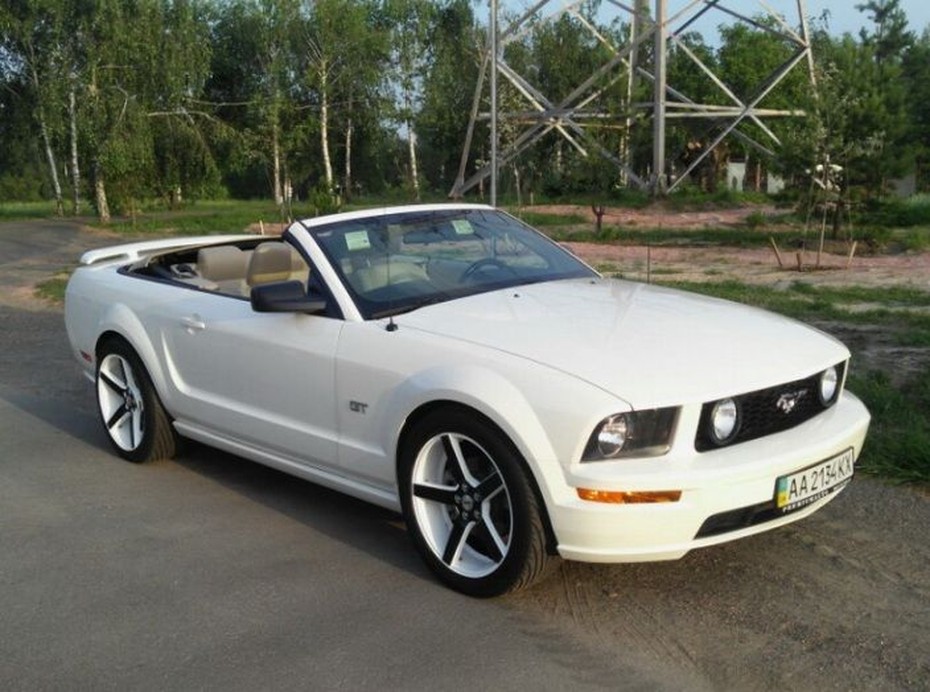 FORD MUSTANG GT Cabriolet 